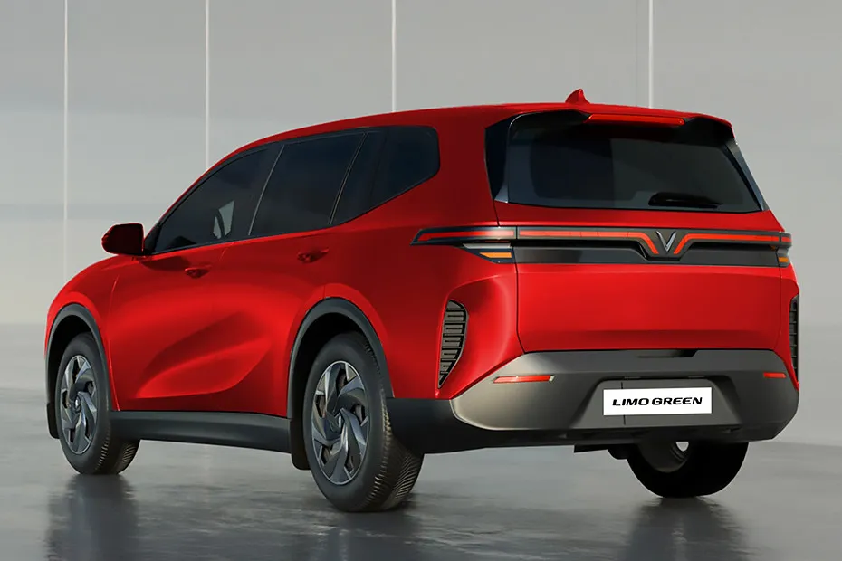 VinFast Limo Green - Đuôi xe