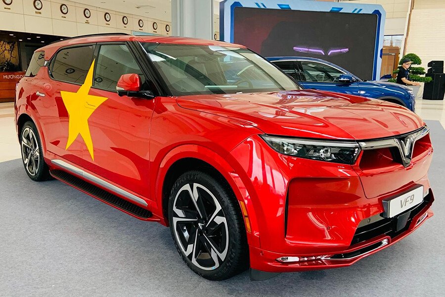 VinFast VF9 - Ngoại thất phía trước